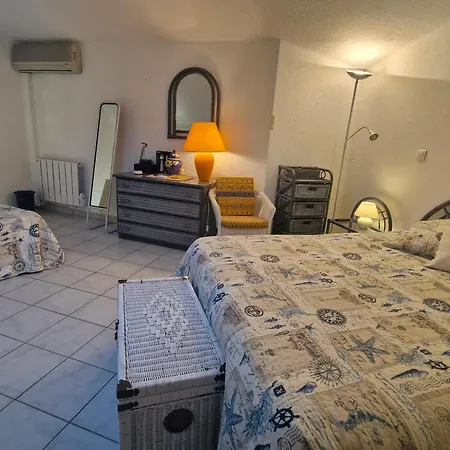 2 Pieces Avec Parking Et Piscine, Proche Du Centre-ville De - Fr-1-780-88 Διαμέρισμα Σαιντ-Μαξίμ